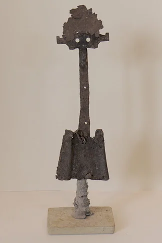 Totem I, 2016 – found object, cement, 2016